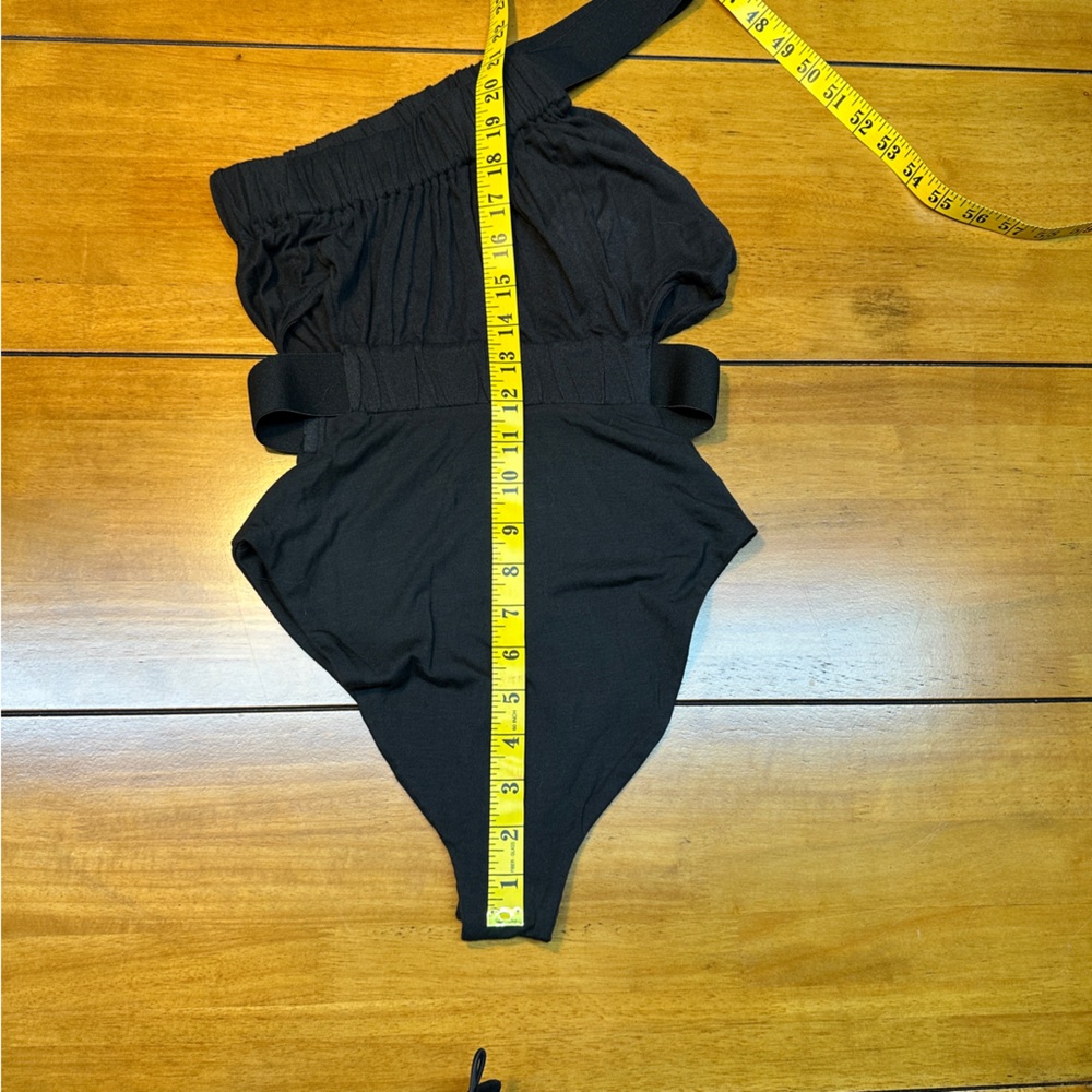 Urban Outfitters Black Asymmetrical Bodysuit - Picture 5 of 10